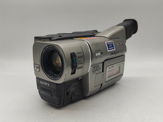 Sony Handycam CCD-TRV47E Video 8 movie camera: RENTAL