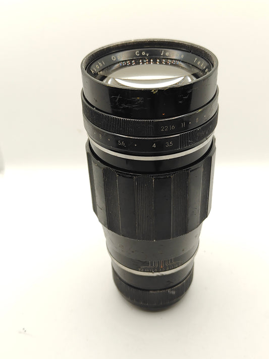 Asahi Takumar 200mm f/3.5 telephoto lens for Pentax M42 mount SLRs.