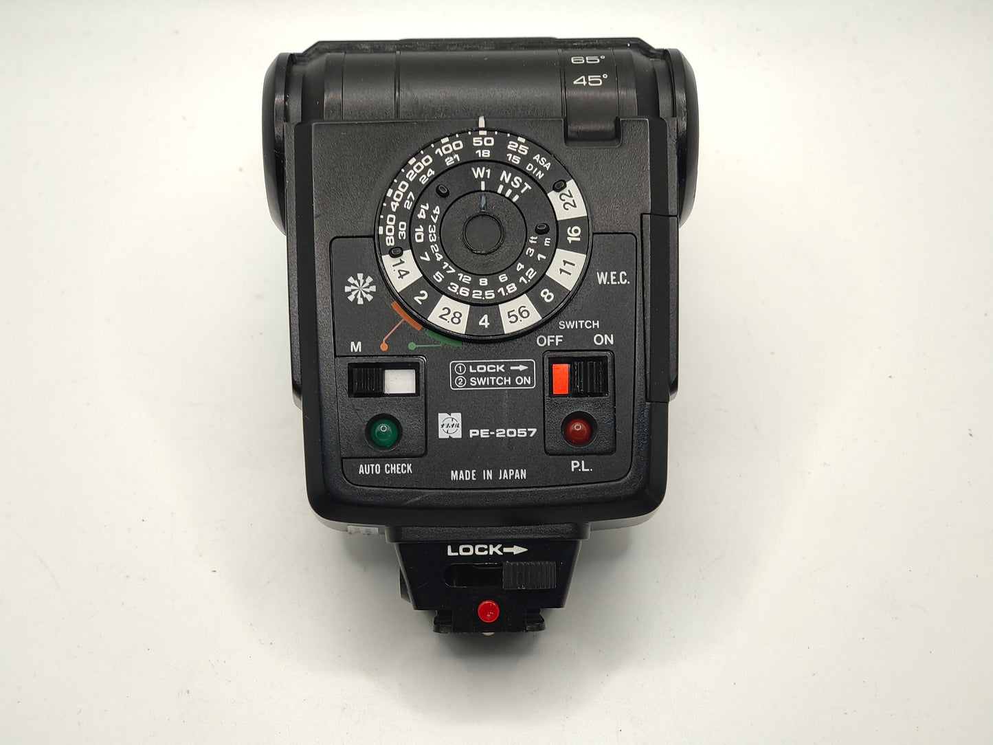 National PE-2057 Camera flash