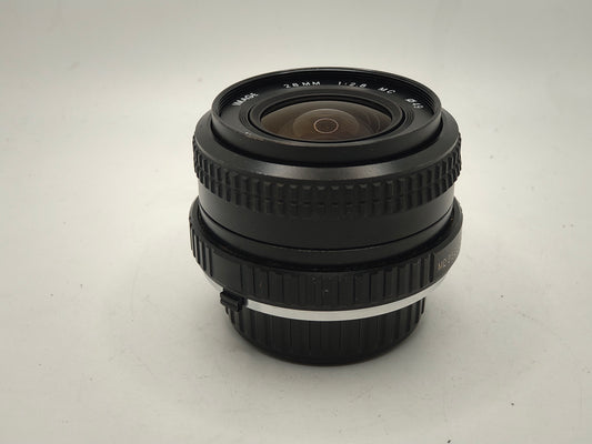28mm f/2.8 wide-angle lens for Minolta SLRs.