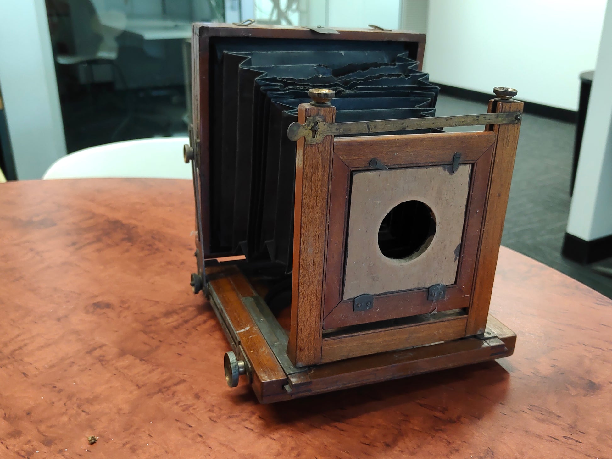 James Lancaster & Son (JL&S) bellows camera - requires restoration.
