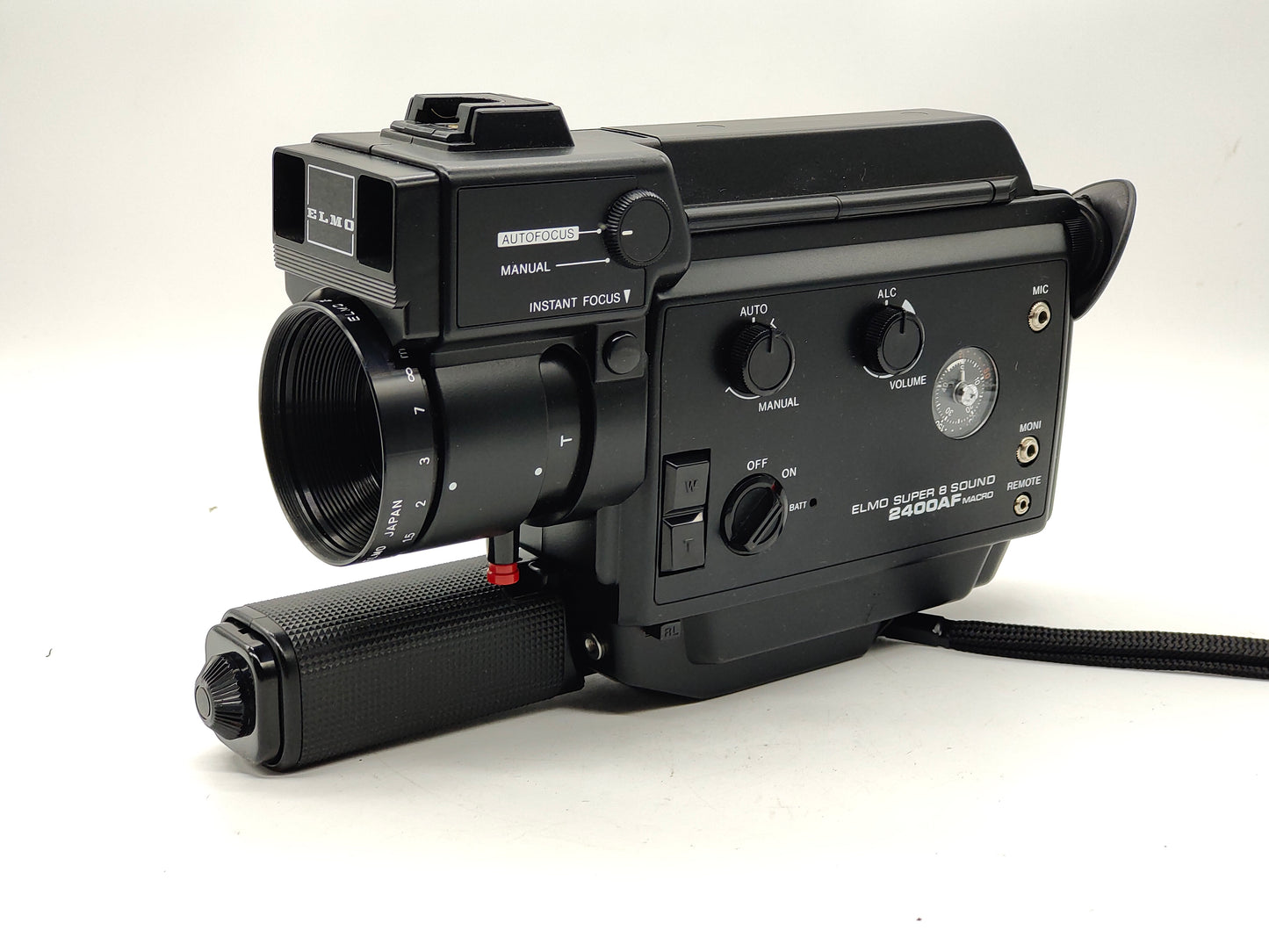 FILM TESTED Elmo 2400AF Autofocus Super-8 cine camera. Available in-store at REWIND PHOTO LAB.