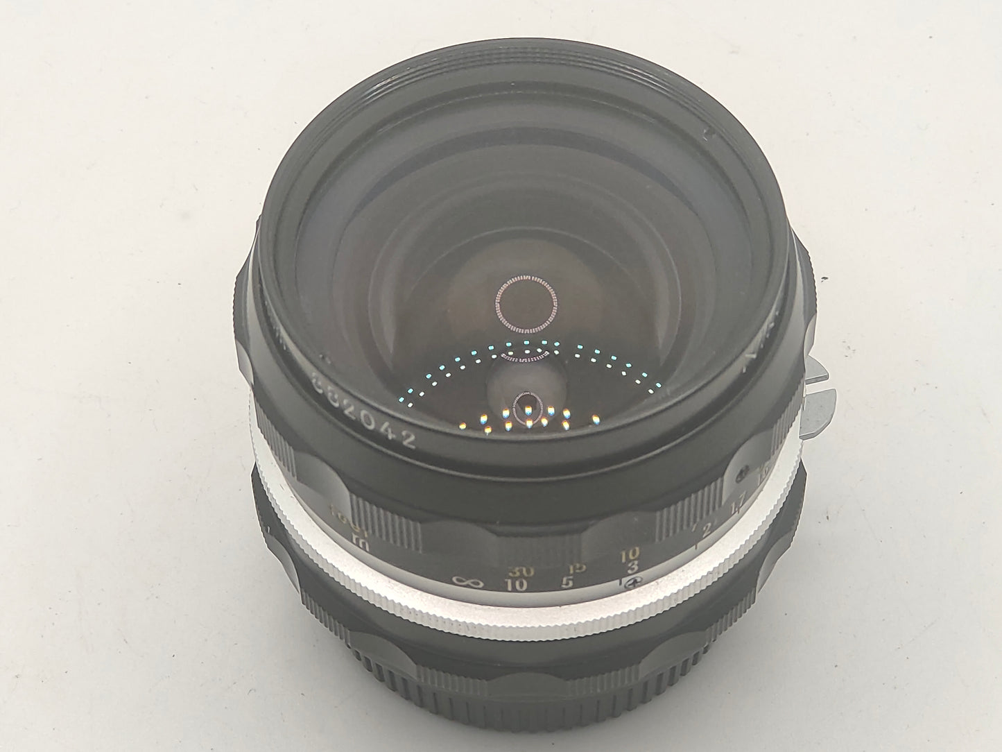 Nikon Nikkor-H C Auto 28mm f/3.5 non Ai MF Lens Nikon F Mount