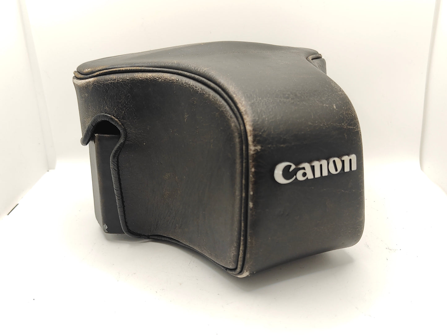 Original leather case for Canon F-1.