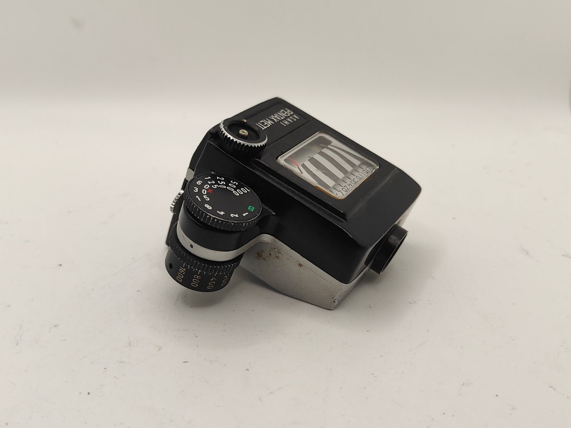 Original clip-on meter for Pentax SV SLR camera.