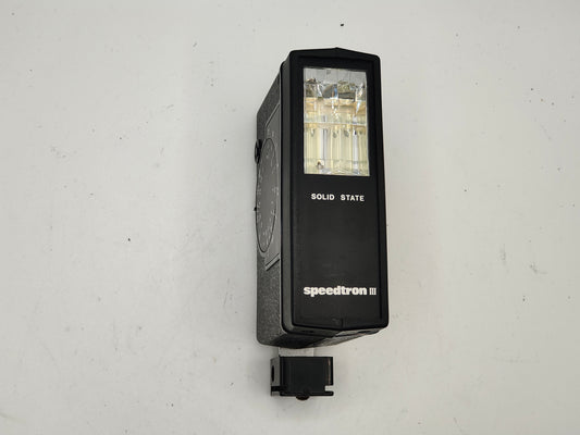 Speedtron Camera flash with hot-shoe + cable.