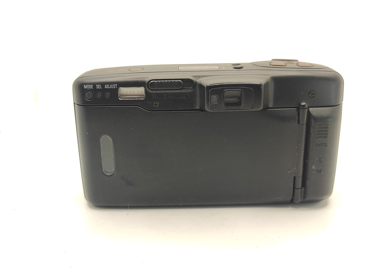 Nikon Zoom 500 AF film camera.