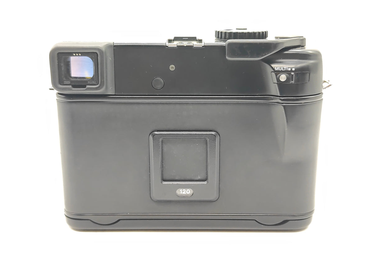 Mamiya 7ii with 80m f/4 lens