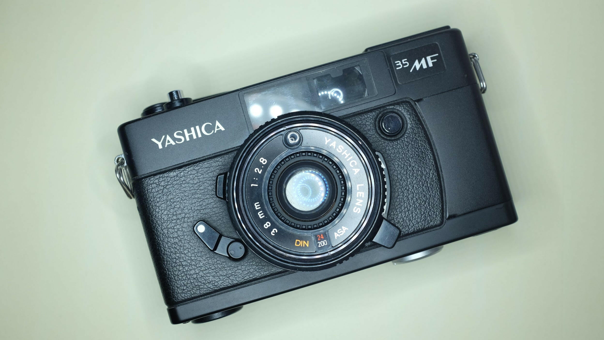 Yashica 35MF film camera – Classic Cameras AU
