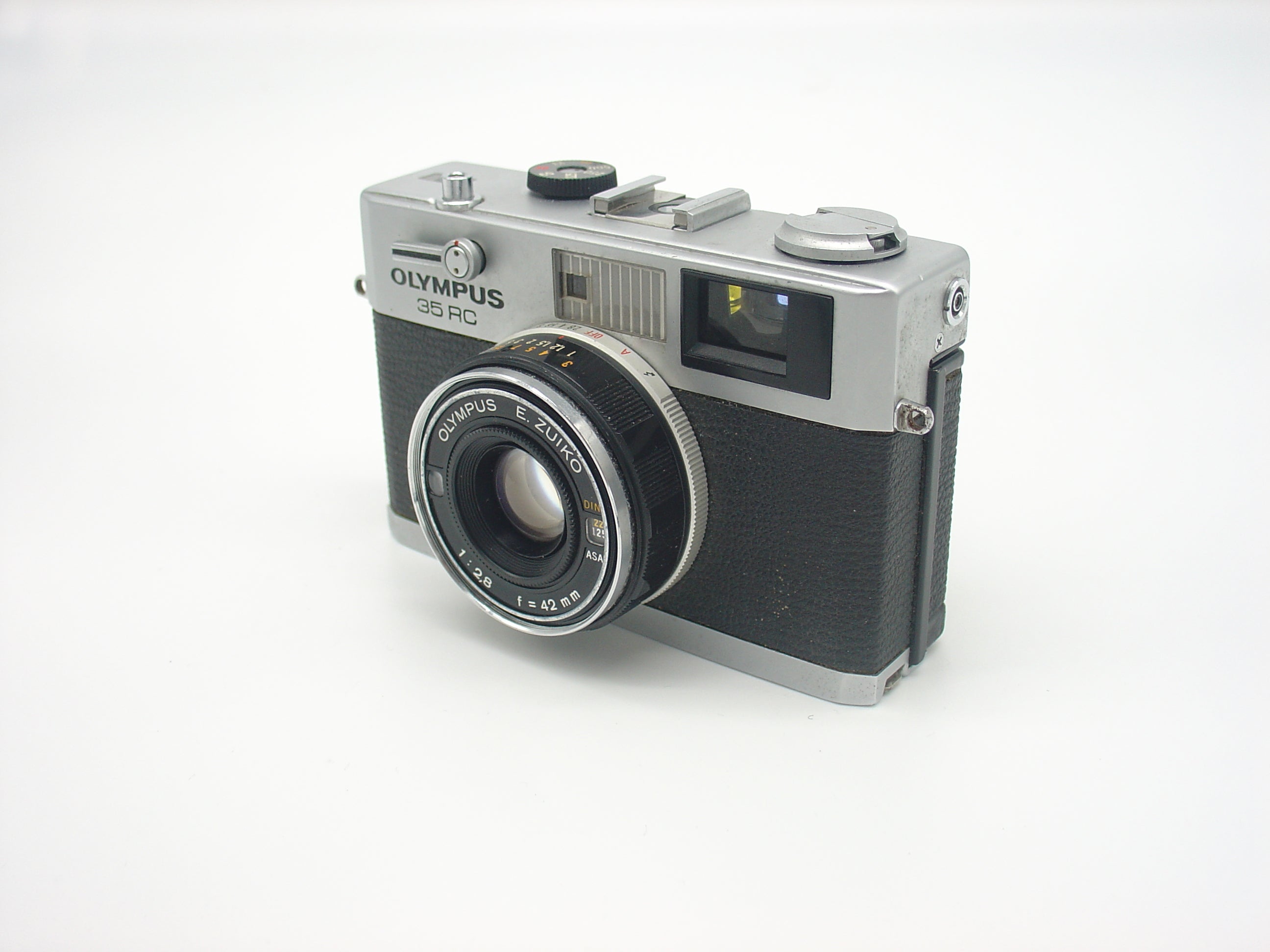 Olympus 35 RC rangefinder film camera – Classic Cameras AU