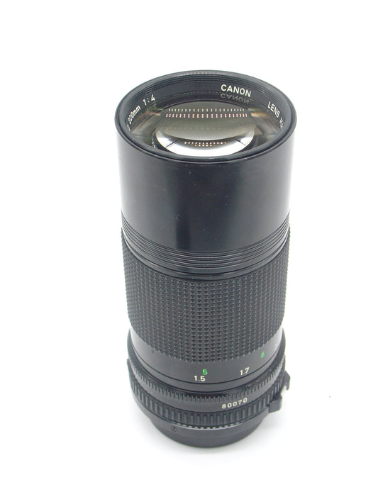 Canon FD 200mm f4 telephoto lens for AE-1, A-1, FTb SLRs