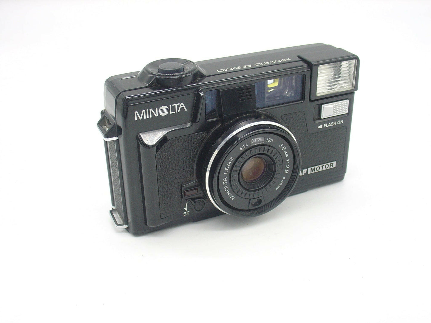 Minolta Hi-Matic AF2 MD retro point-and-shoot camera