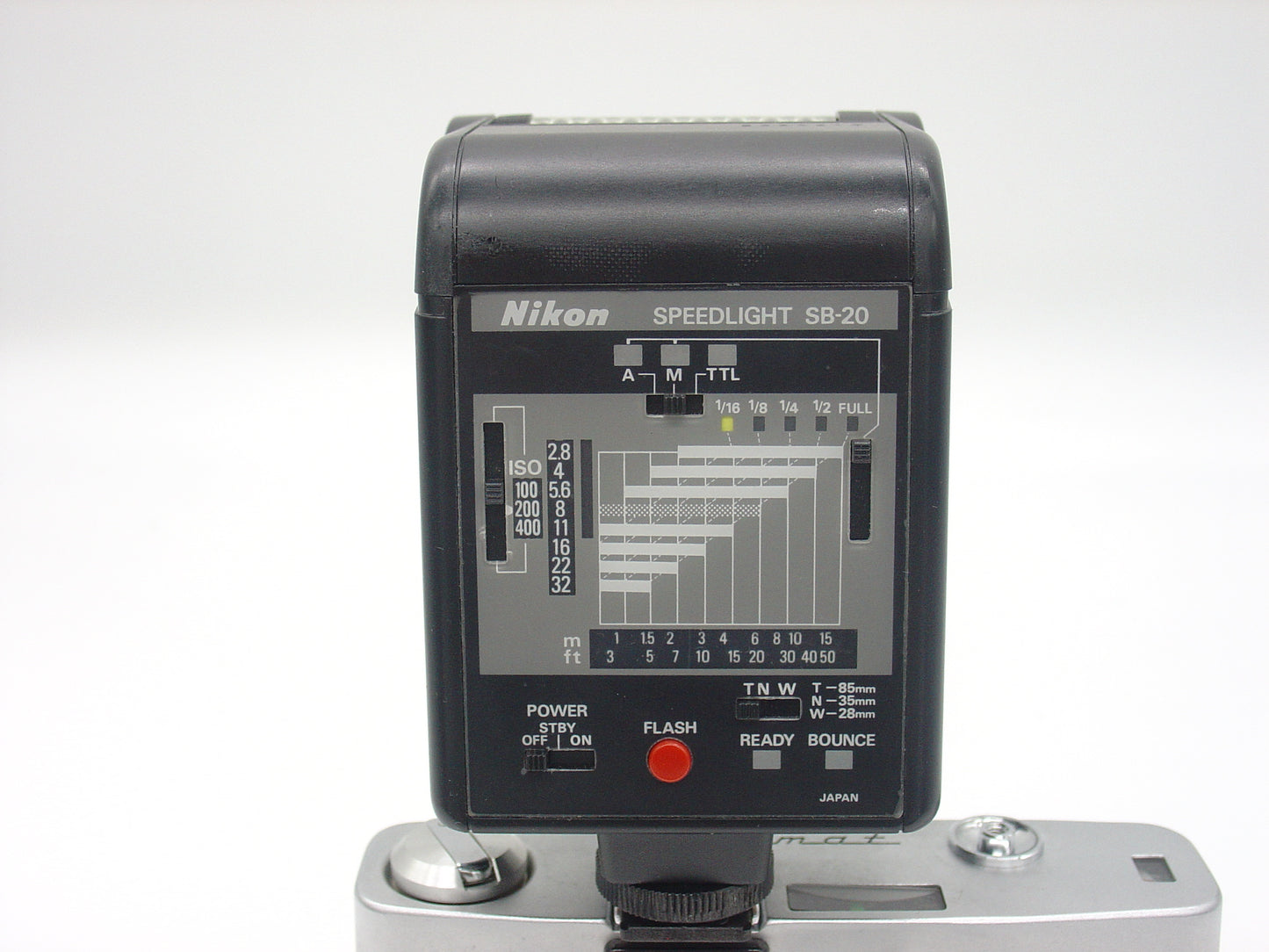 Nikon SB-20 camera flash
