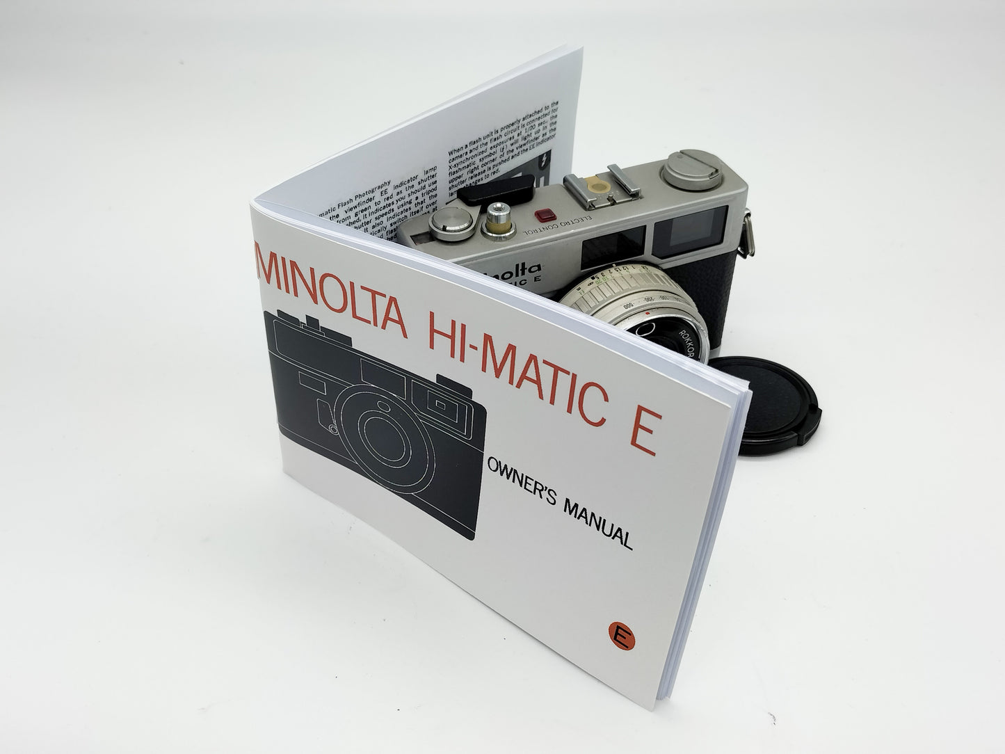 Minolta HiMatic E rangefinder camera